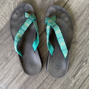 Chaco Women's Teal Patterned Strap Sandals